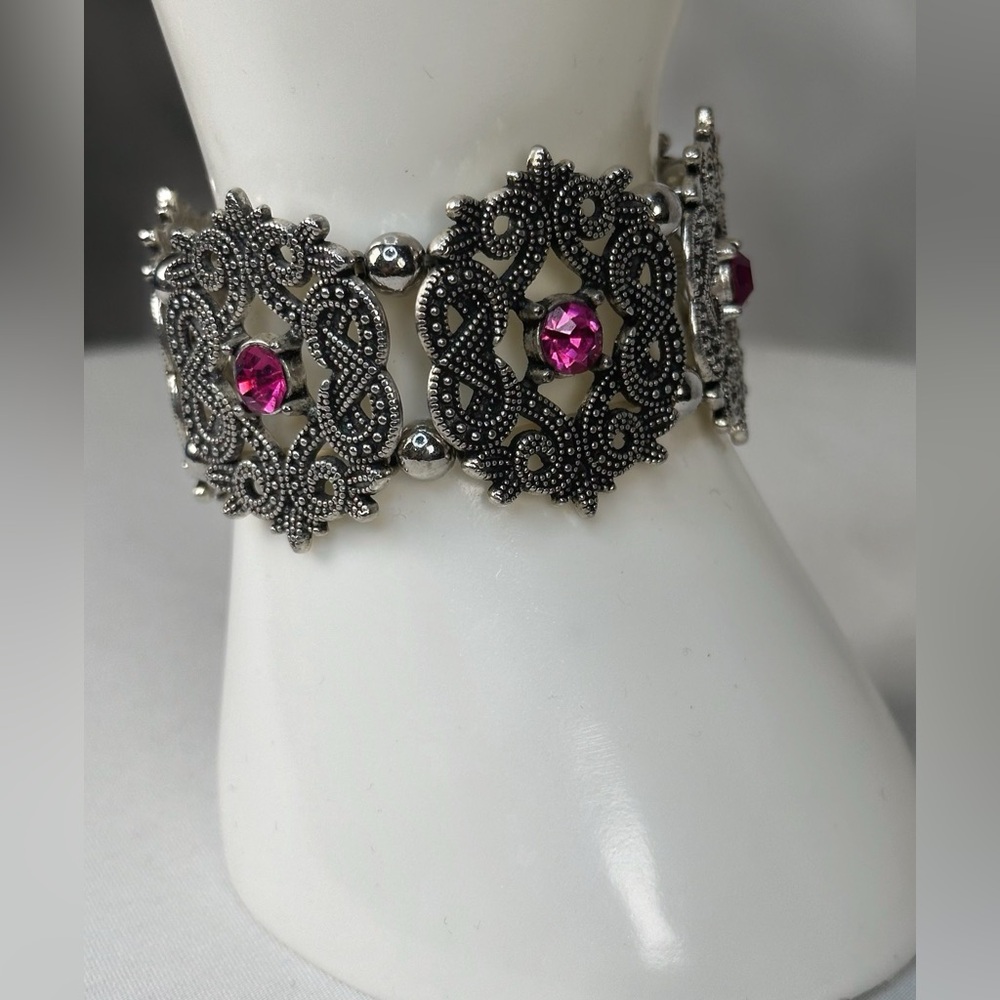 Women’s Vintage Elegant Silver and Purple Rhinestones Bracelet - Picture 3 of 5
